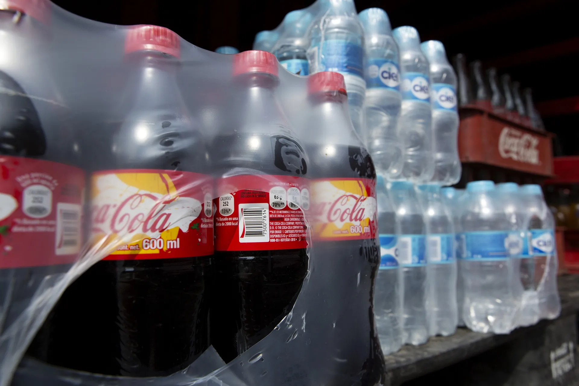 Oil&rsquo;s Dream to Grow in Plastics Dims as Coke Turns to Plants 