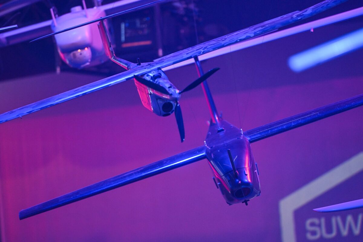 Top Drone Maker Sees Sales Surging Before Decision on Warsaw IPO
