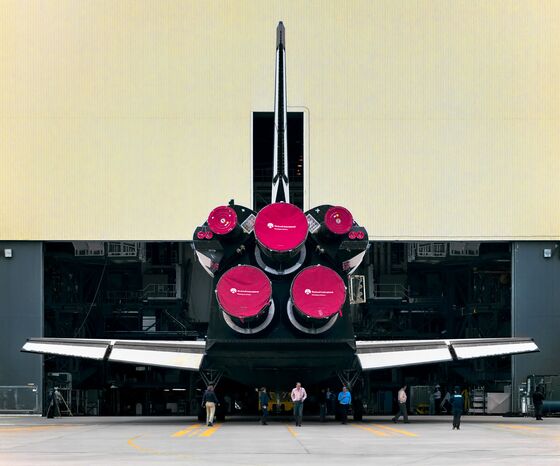 Forgotten Photos From the Space Shuttle’s Glory Days