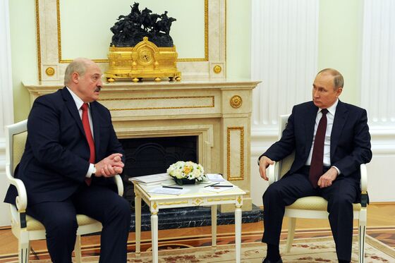 Putin Is Keeping the West Guessing and That’s Just Fine With Him