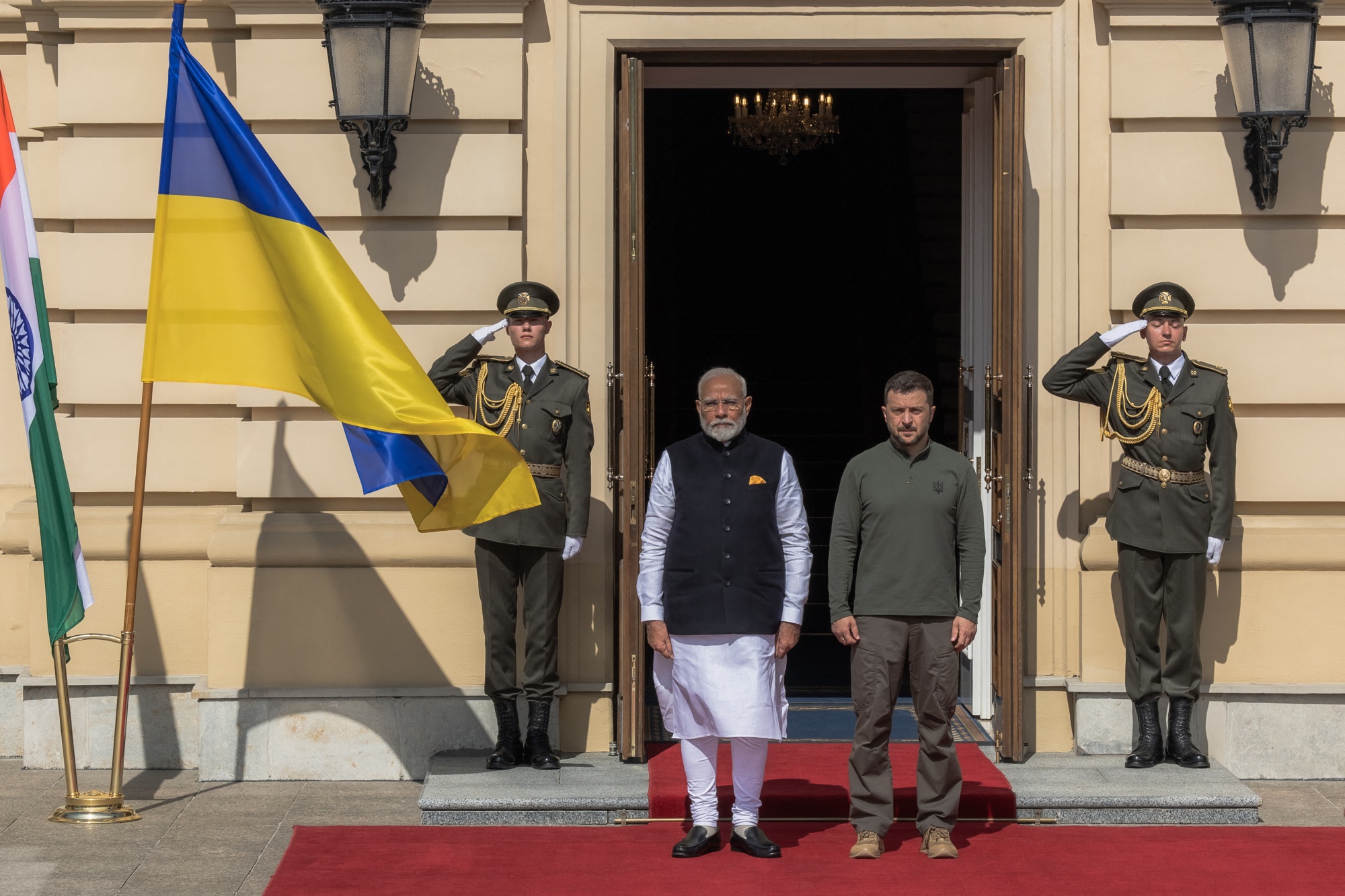 Volodymyr Zelensky and Narendra Modi&nbsp;in Kyiv, on Aug. 23.