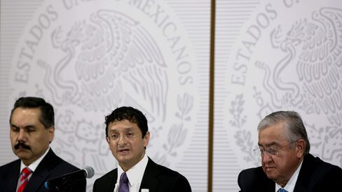 Mexico Probe Finds No Favoritism by President