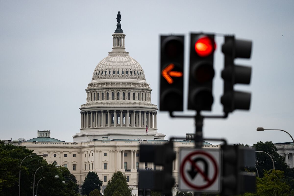 US Government Shutdown Looms With Trump, Democrats at Odds