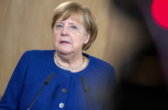 Merkel to Enforce ‘Lockdown for Unvaccinated’ With Covid Surging