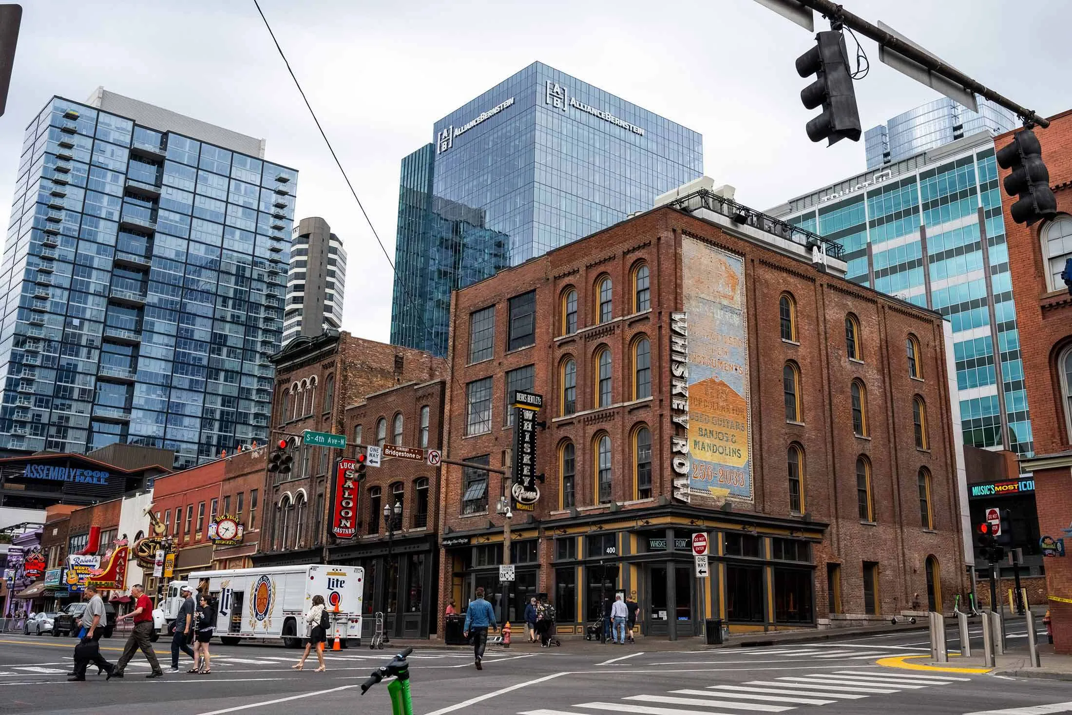 Moving to Nashville Yields Mixed Bag for Wall Street Giant - Bloomberg