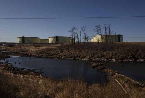 ESG-Linked Loans Grow in Canada as Regulator Takes on Climate