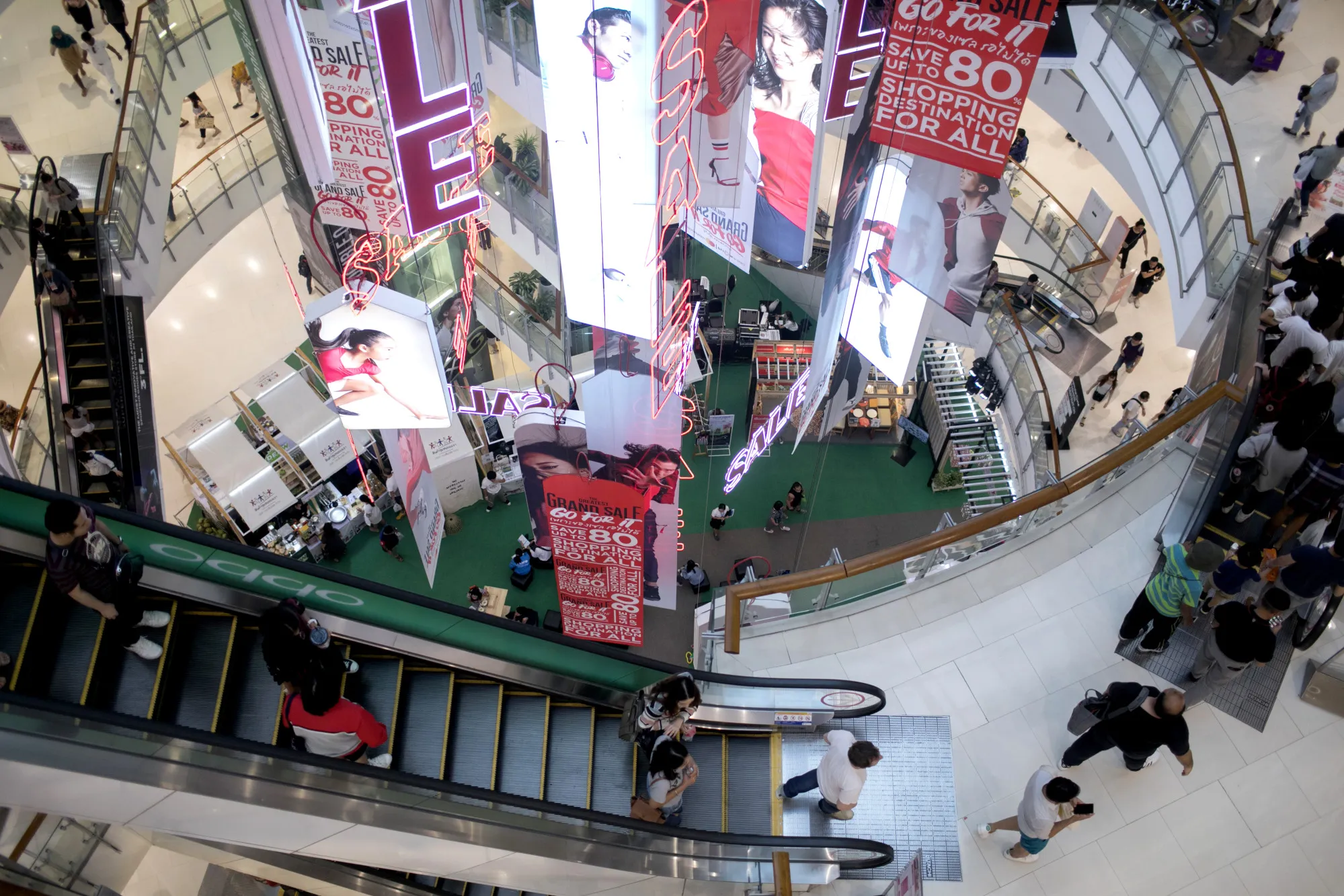 Shopping at Central Pattana Malls