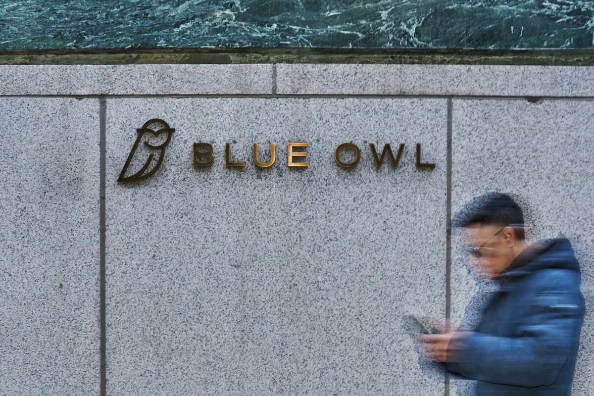 featured image for post Blue Owl Leads $750 Million Debt Deal for Vista Nexthink Buyout