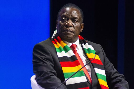 Zimbabwean President, Deputy Clash as Economy Tension Grows