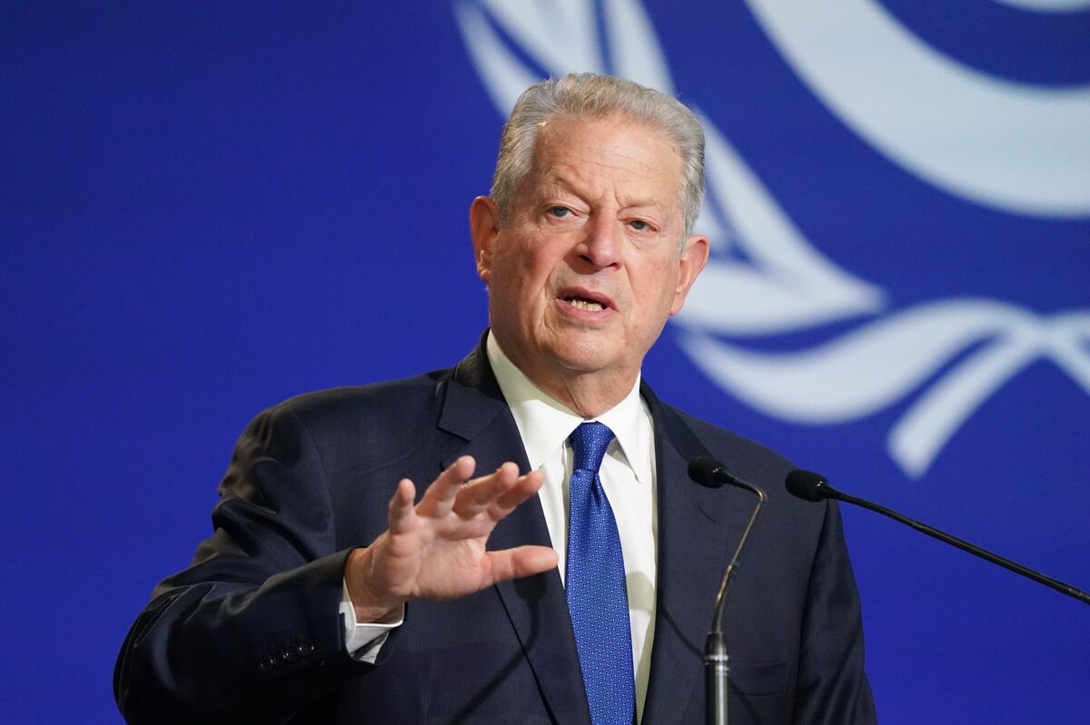 Al Gore Calls Out 'Greenwashing' as Funds Quit Net-Zero Club - Bloomberg