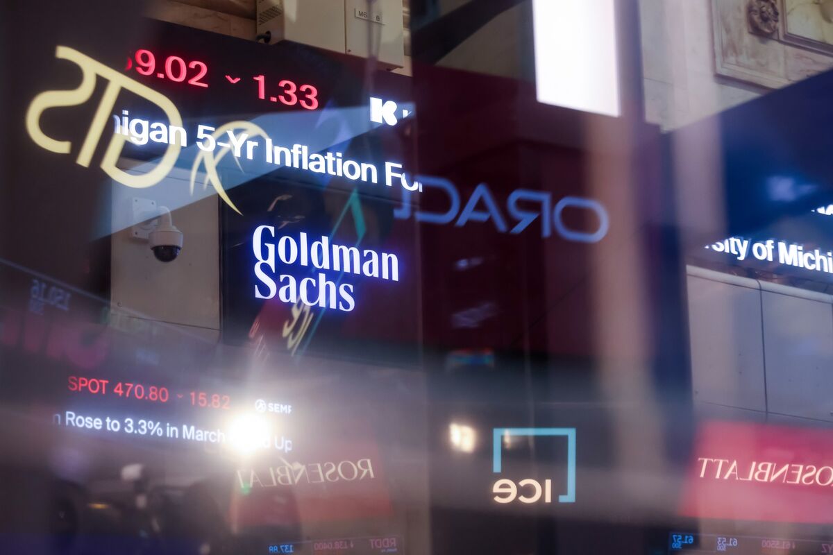 Goldman Sachs Asia Finance Head Nelson Lo Retiring After 4 Decades - finance news from Bloomberg