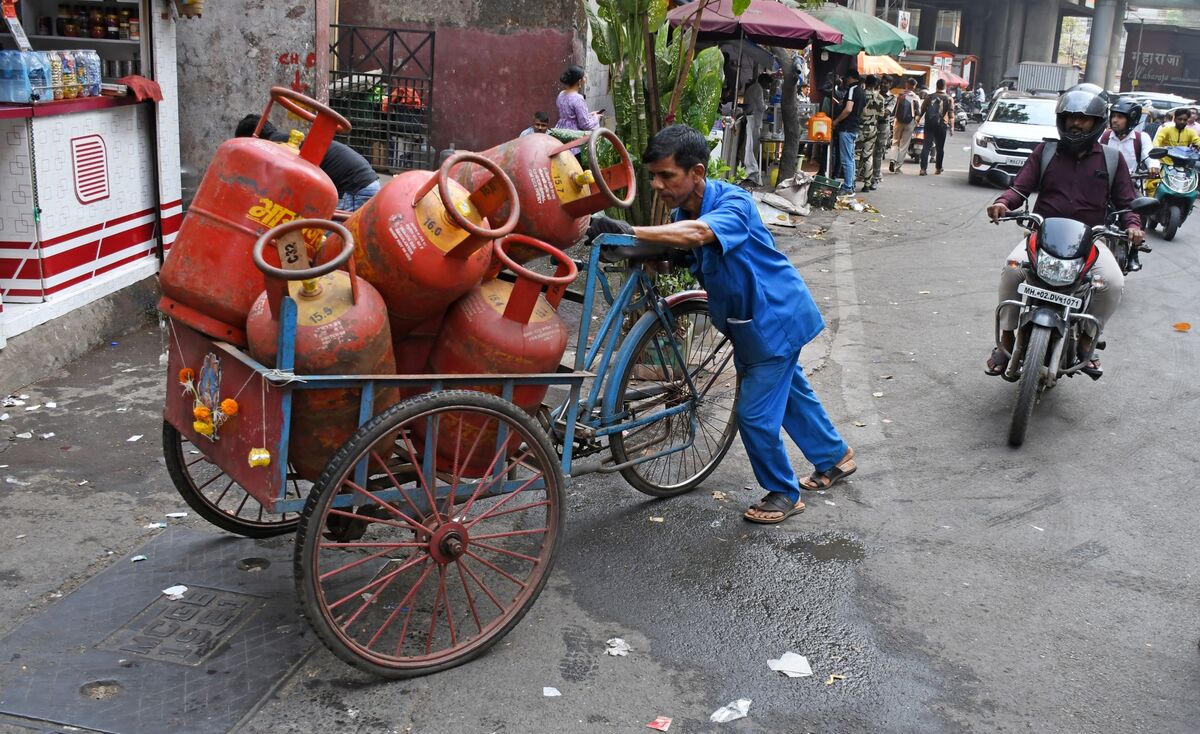 bloomberg.com - Andy Mukherjee - The War in Iran Hits Indian Curries - and Crematoriums