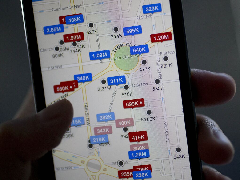 Why Is Zillow Selling 7000 Homes? Tale of Failure, Mistrust, Hot