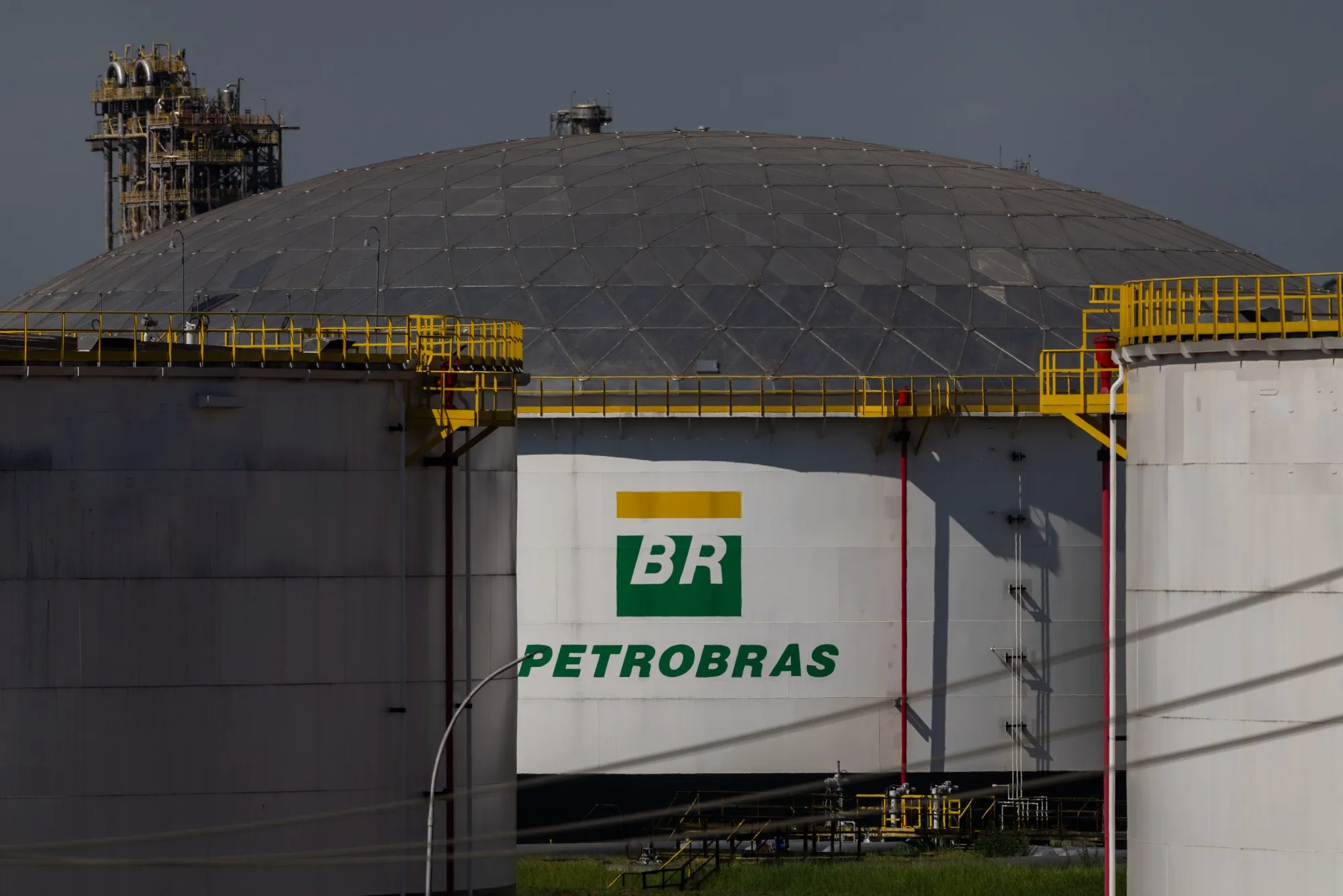 Oil storage tanks at the Petroleo Brasileiro SA, Petrobras&nbsp;Paulinia Replan Refinery in Paulinia, São Paulo, Brazil.