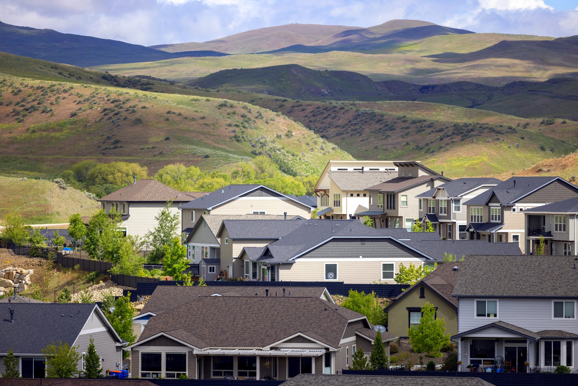 Moving to Boise? So are apartment developers.&nbsp;