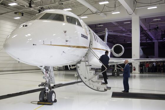 Private-Jet Deliveries Surge Just as Global Economy Cools Off
