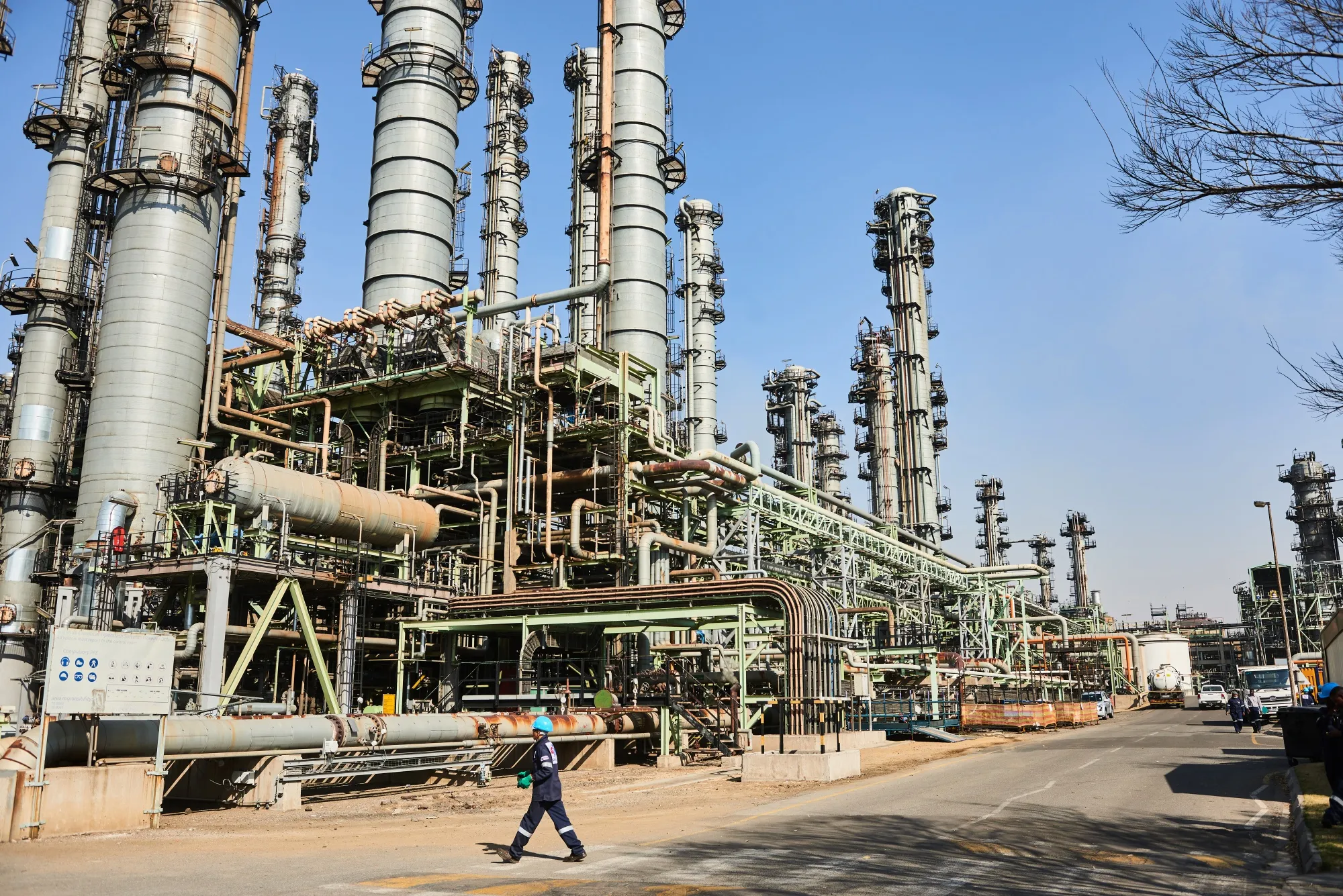 Sasol Surpasses FY26 Performance Targets Amid Global Market Volatility