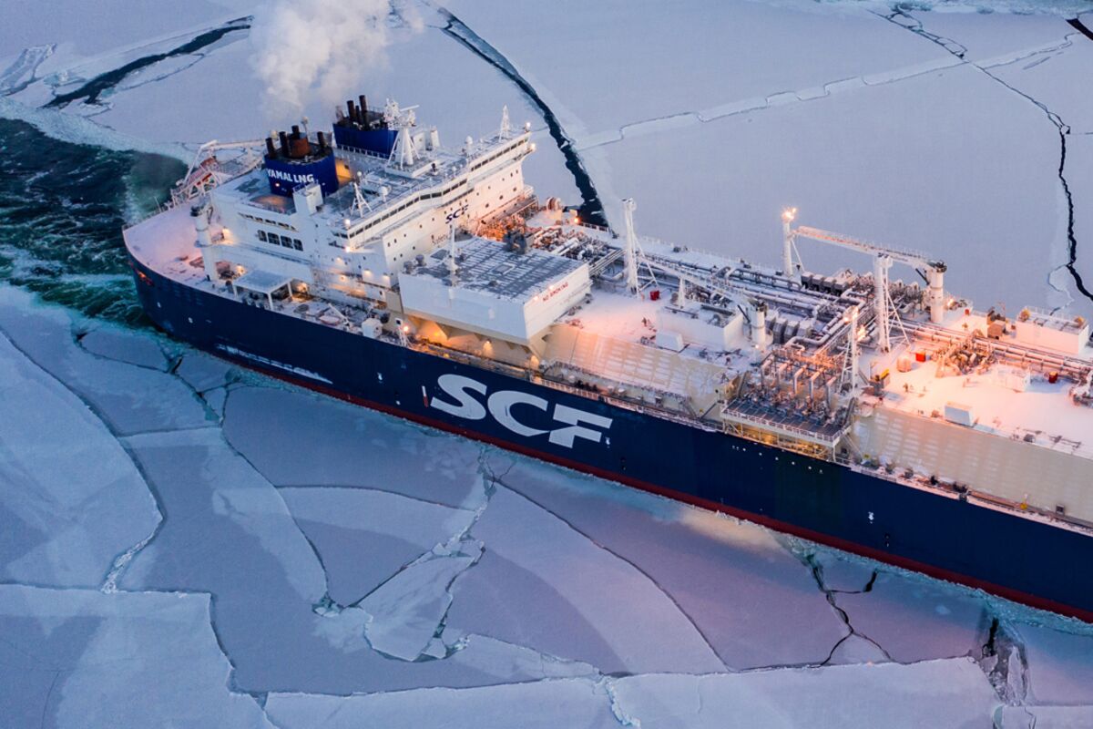 Britain expands sanctions on Russian shadow fleet and financial sector