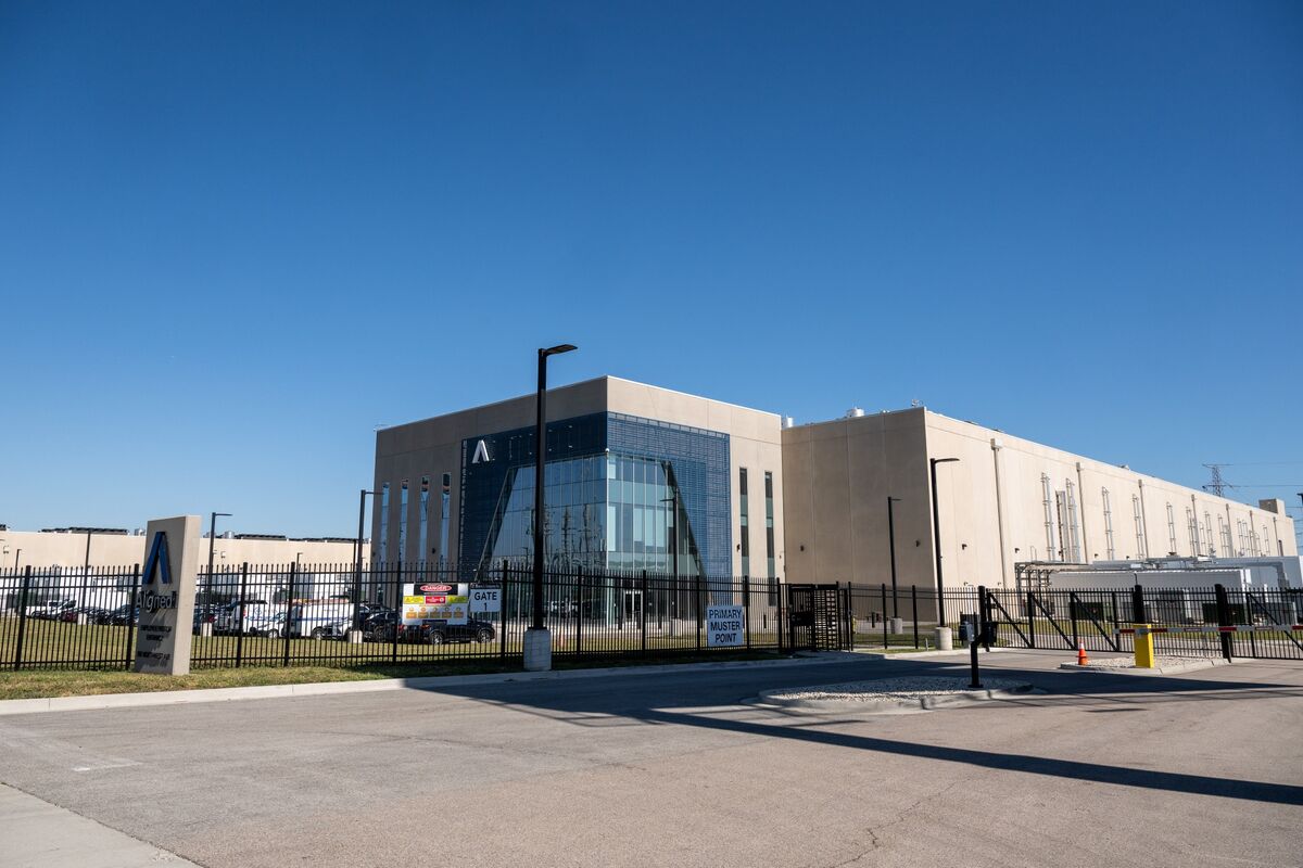 BlackRock’s GIP Buys Aligned Data Centers in $40 Billion Bet