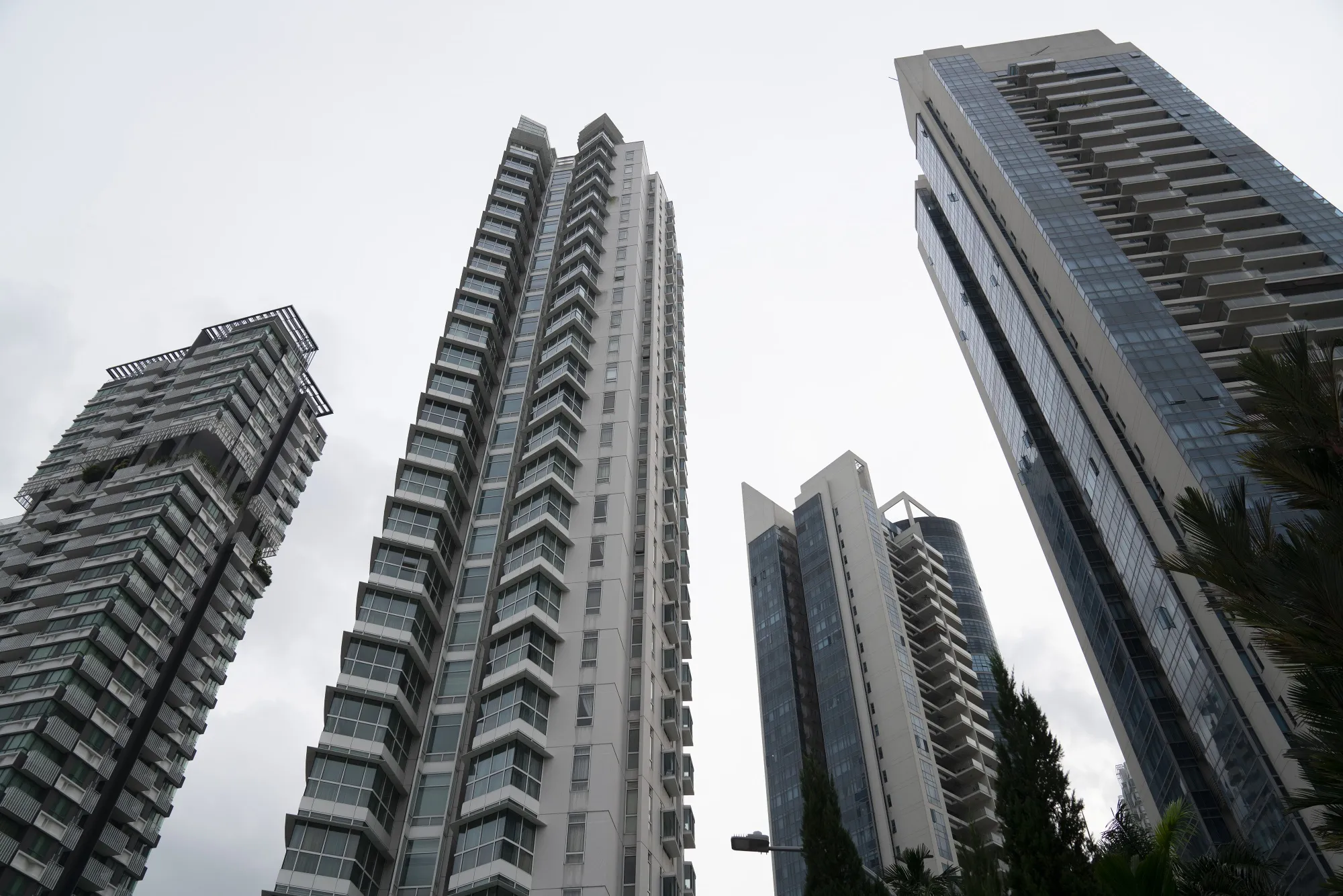 Singapore Property Market Seeing Unprecedented Mortgage Slowdown
