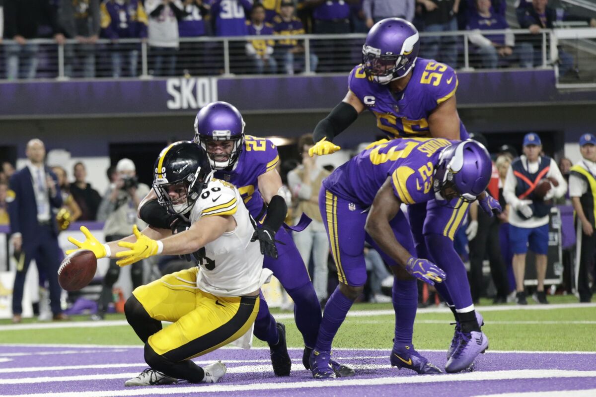 Five extra points: Even an officiating error doesn't stop the Vikings