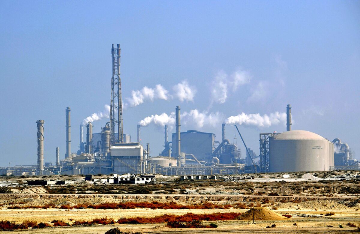 Saudi Aramco: World’s Biggest Oil Exporter To Make Huge Bet On Carbon 