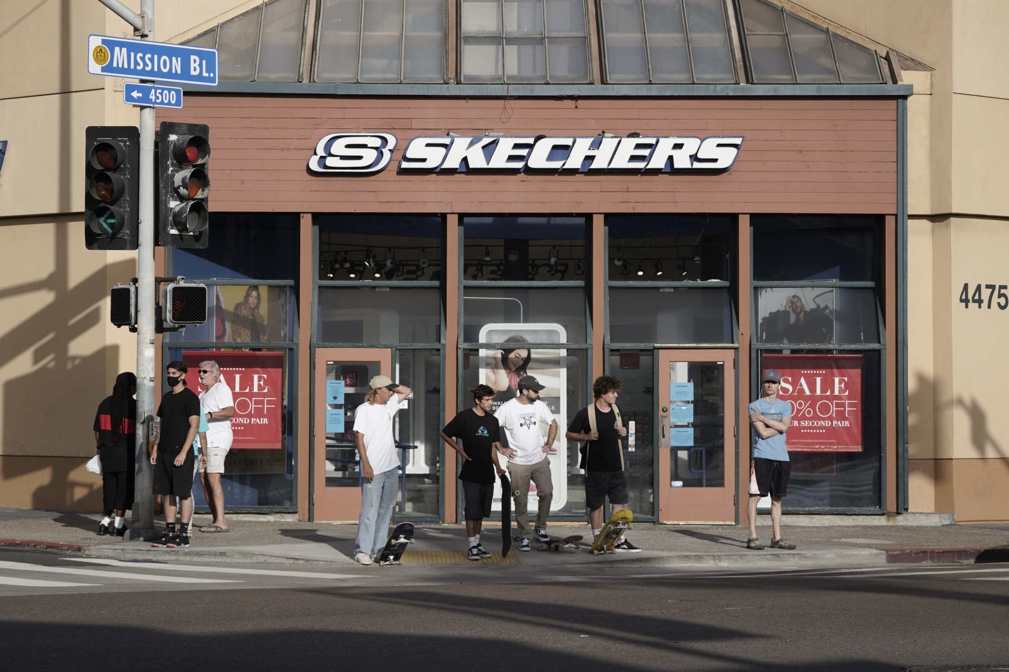 Skechers Hits New York Fashion Week Runways :: Skechers U.S.A.