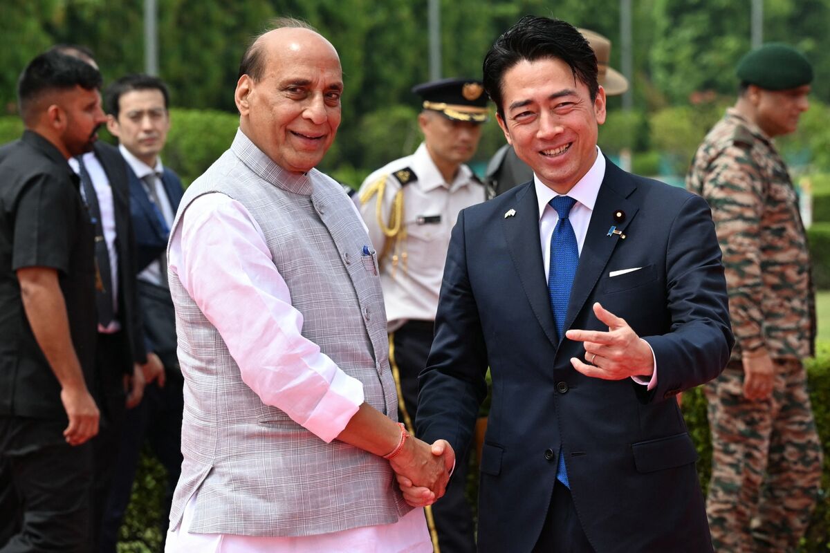 Japan, India Deepen Maritime Ties to Protect Strategic Sea Lanes