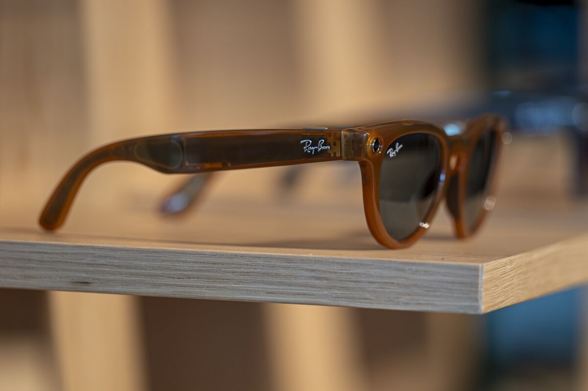 Baidu AI Smart Glasses als Konkurrenz zu Metas Ray-Bans erscheinen auf der ...