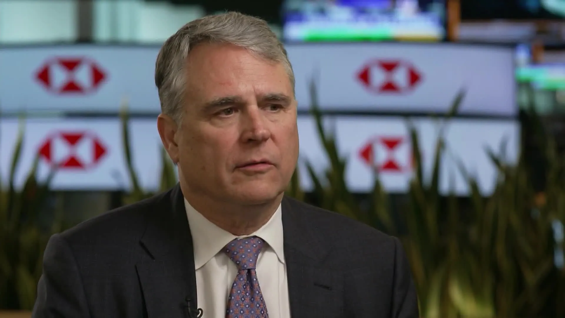 Watch HSBC Won't Force Workers Back to Office Five Days a Week - Bloomberg