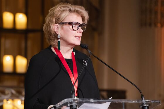 Bank of America's Anne Finucane Toasted by Bankers and Rock Stars at Carnegie Hall