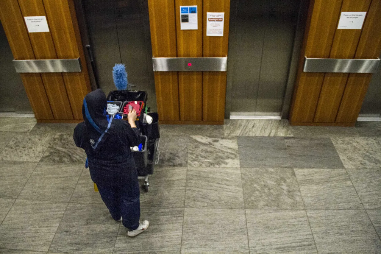 ISS A/S The Worlds Largest Cleaning Company Ahead Of IPO