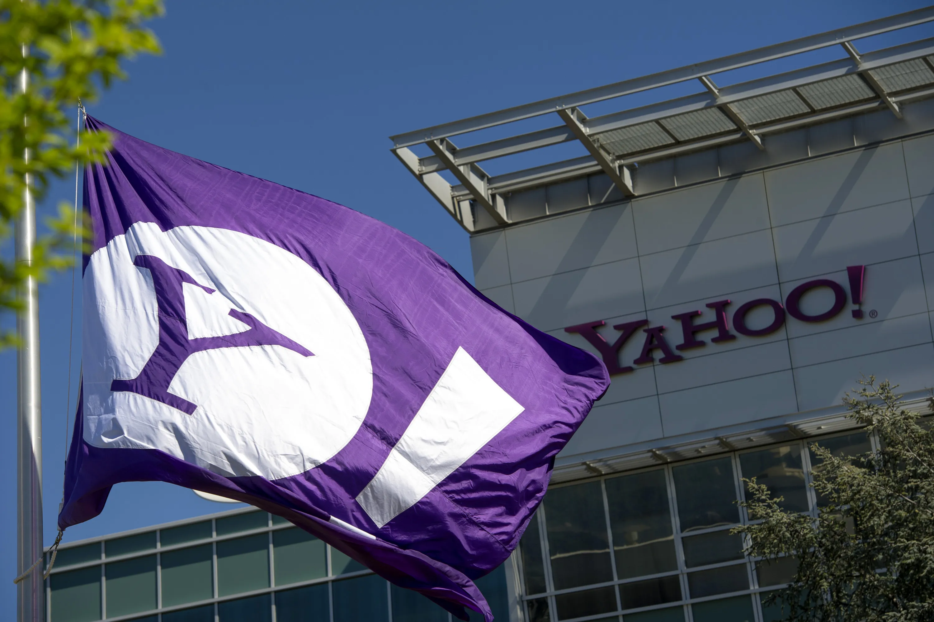 Yahoo’s Fred Amoroso Resigns as Chairman, Plans to Leave Board