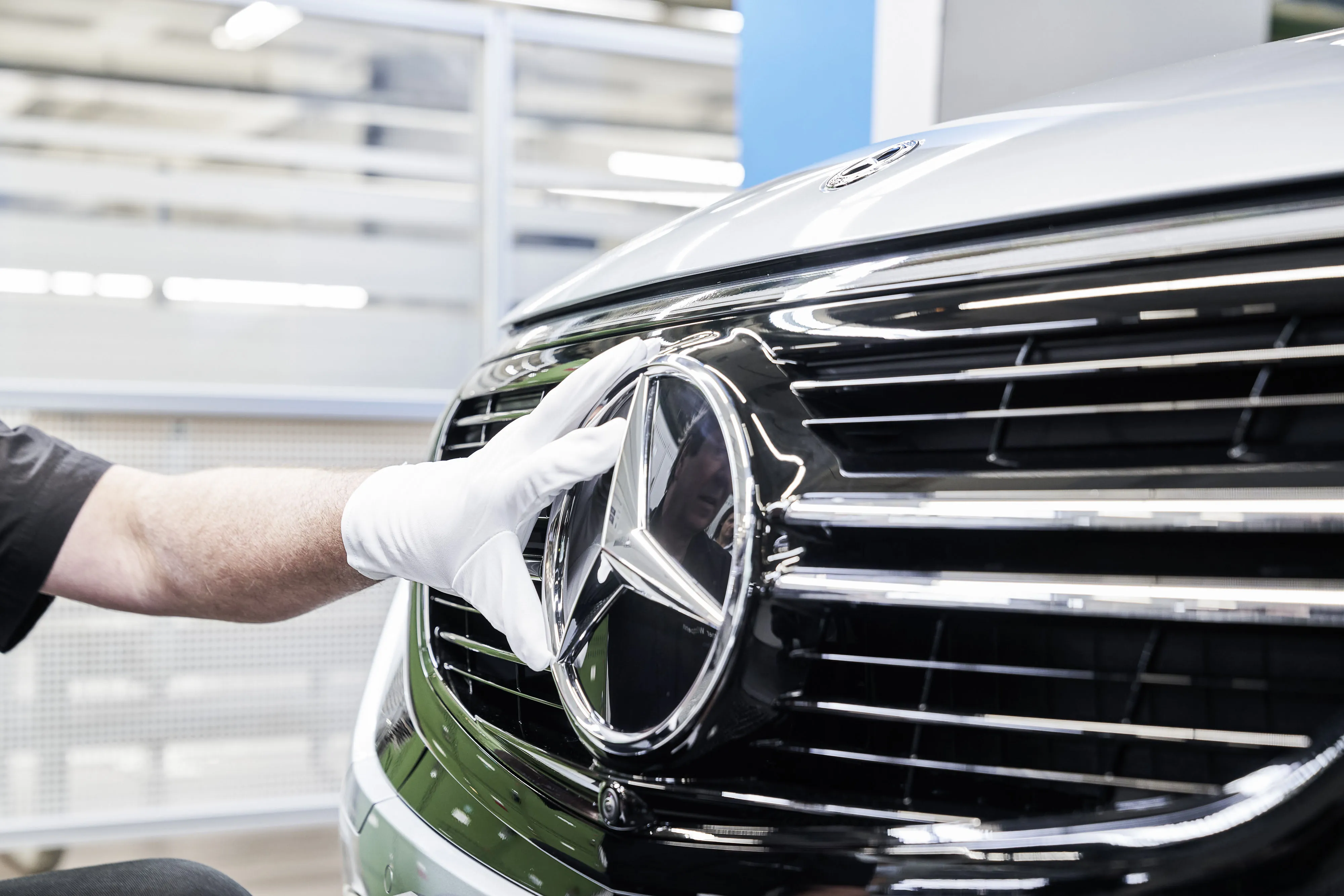 Mercedes’ third quarter revenue was €34.52 billion ($37.4 billion), down around 7% from the same period last year.