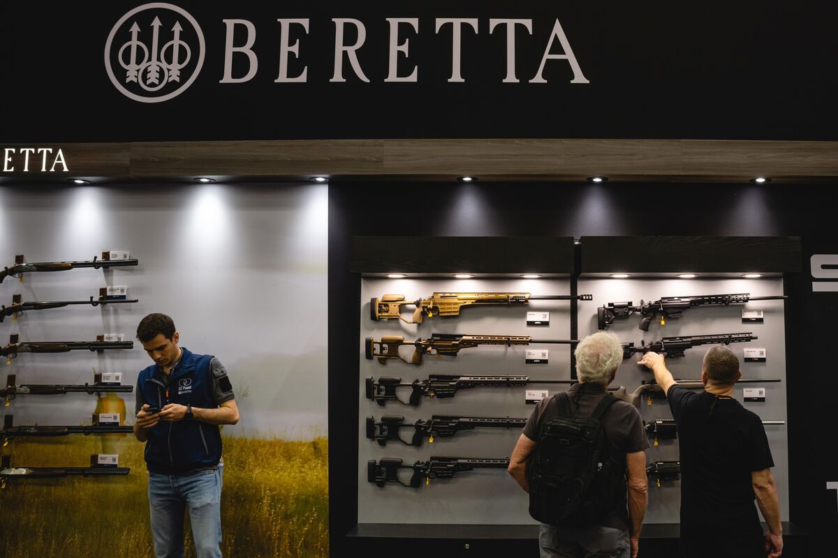 bloomberg.com - Selena Frasson - World's Oldest Gunmaker Opens to Capital Markets With Ruger Deal