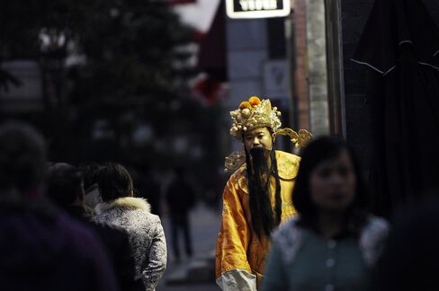 China Poised for 2013 Rebound as Debt Risks Rise for Leader Xi