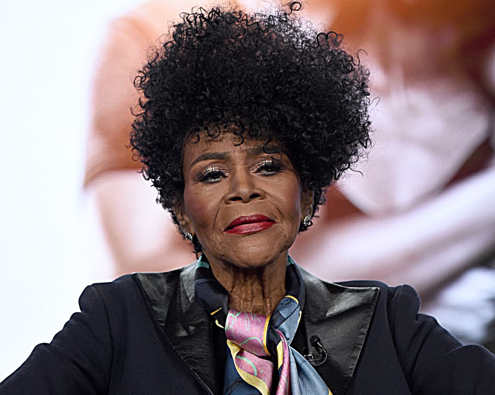 Cicely Tyson Trailblazer For Black Women In Movies Dies At 96 Bloomberg