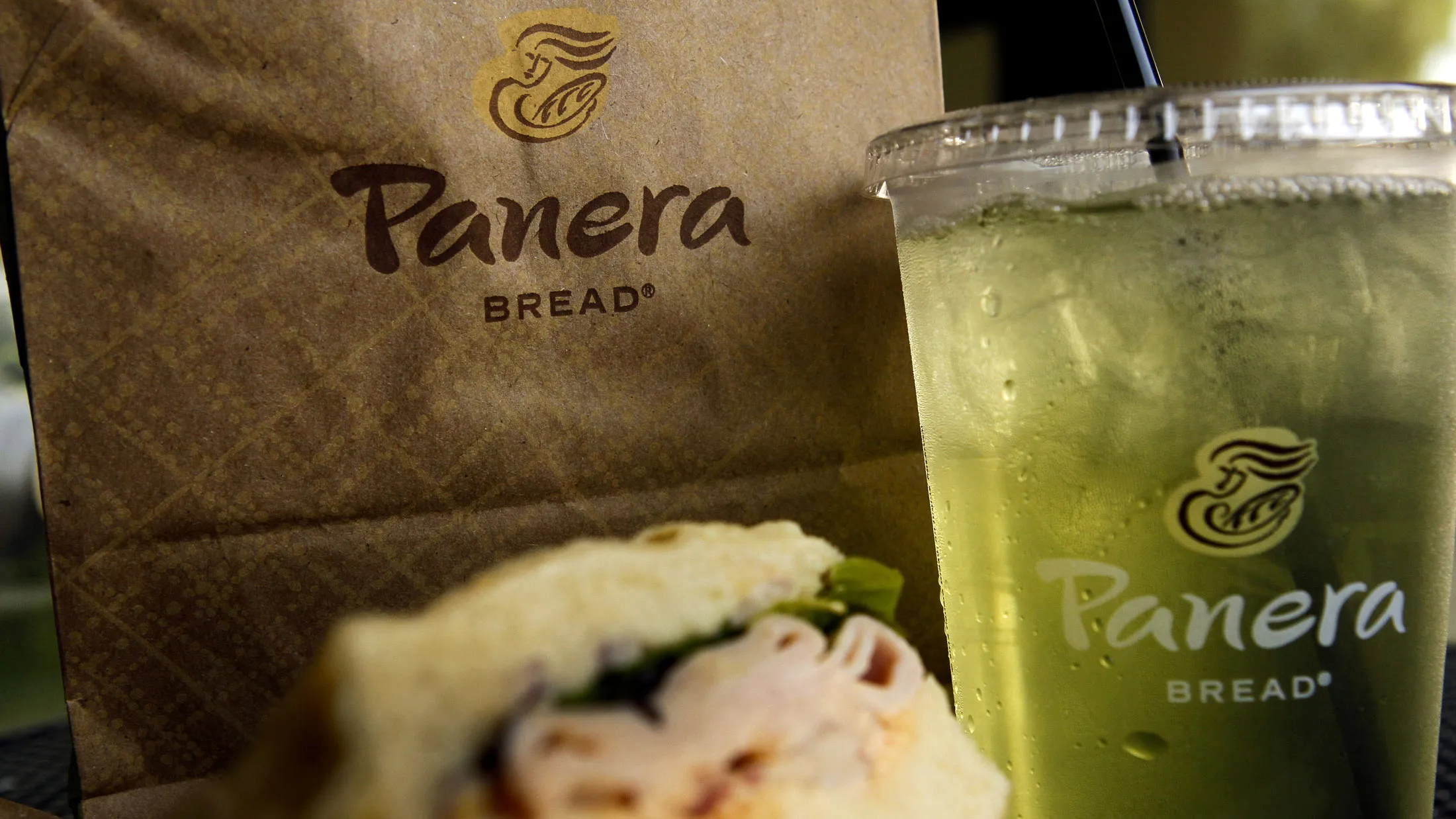 A Panera Bread Restaurant Ahead Of Earnings Figures