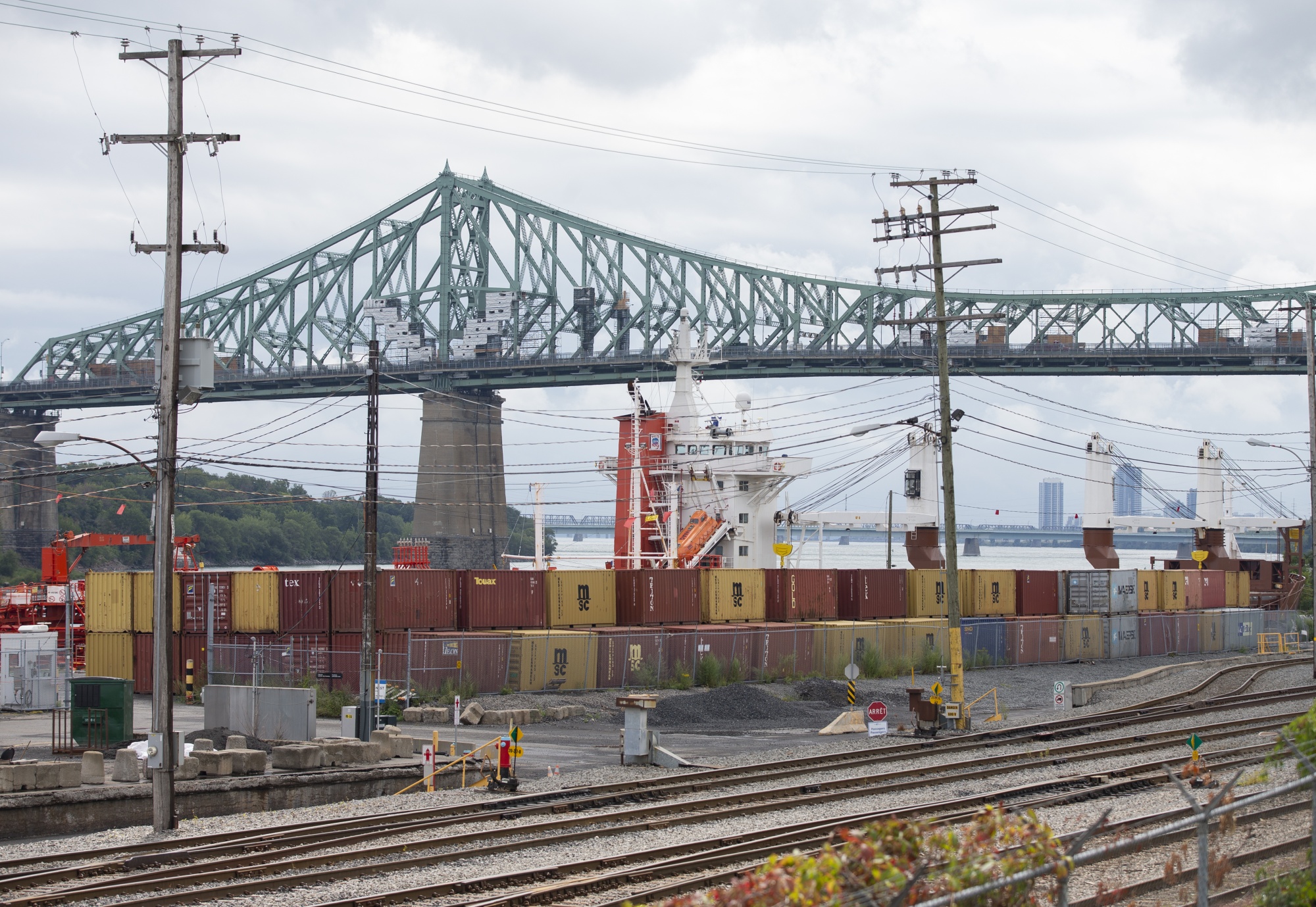 Strike Looms in Montreal Port Standoff Over Worker Contracts Bloomberg