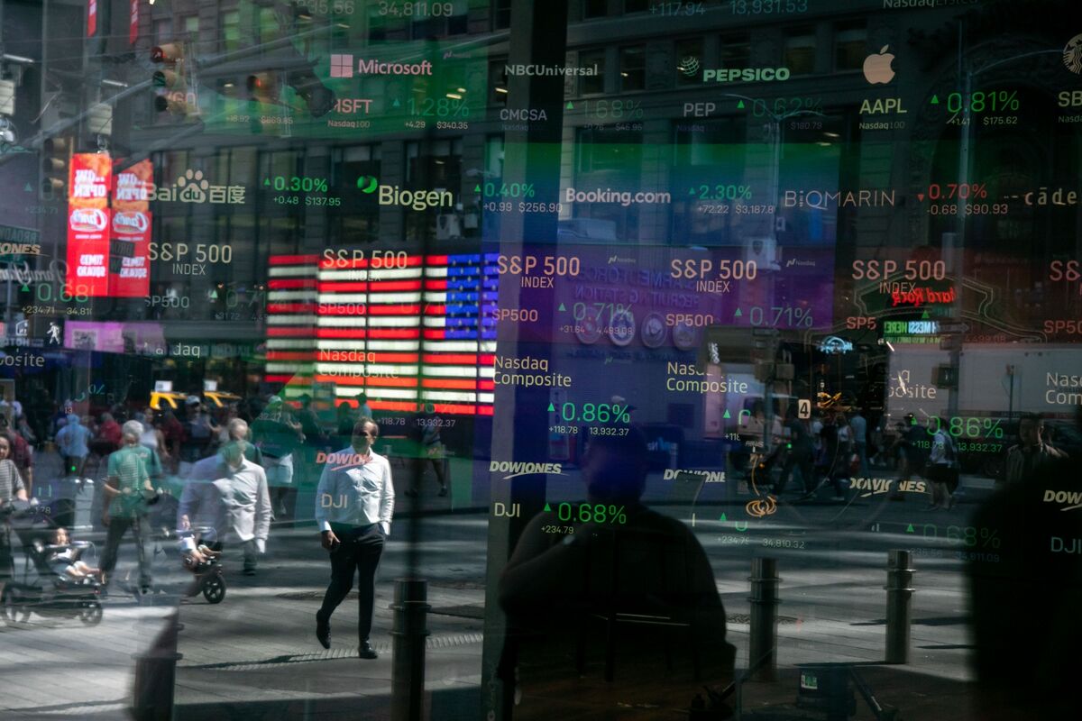 Bofa S Subramanian Latest On Wall Street To Lift S P 500 Target Bloomberg