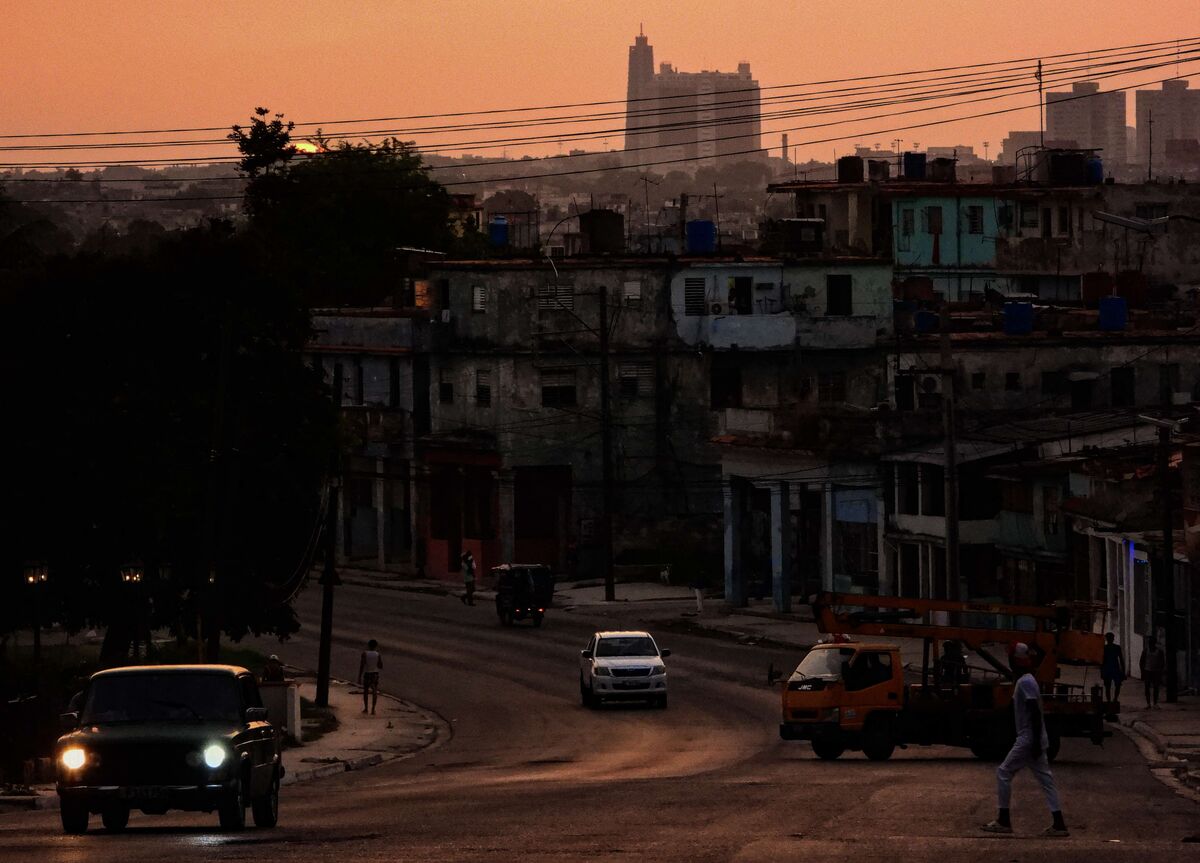 Cuba Hit by Yet Another Nationwide Blackout as Power Plant Fails