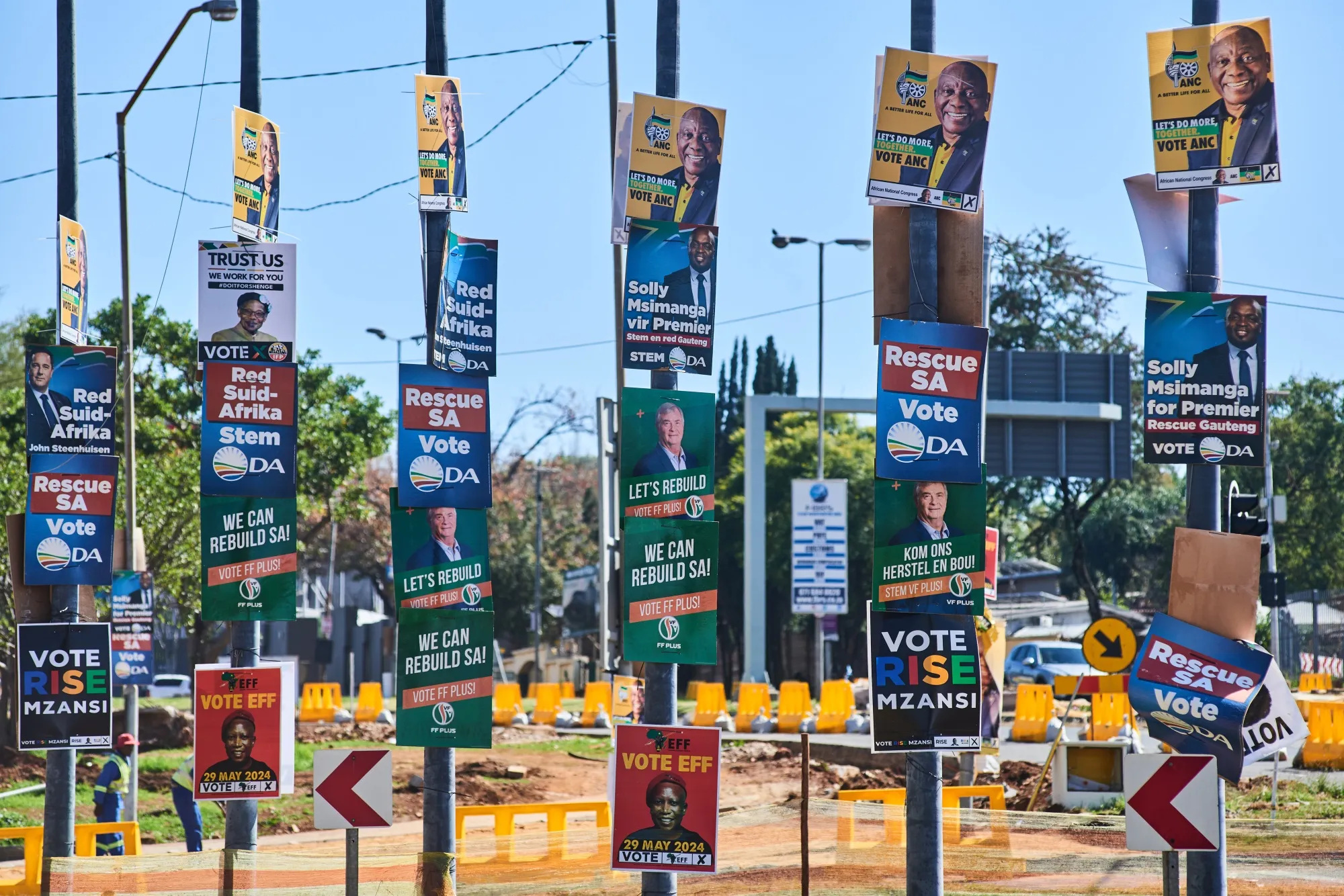 South Africa Elections: The Countdown to Tightest Post-Apartheid Vote ...