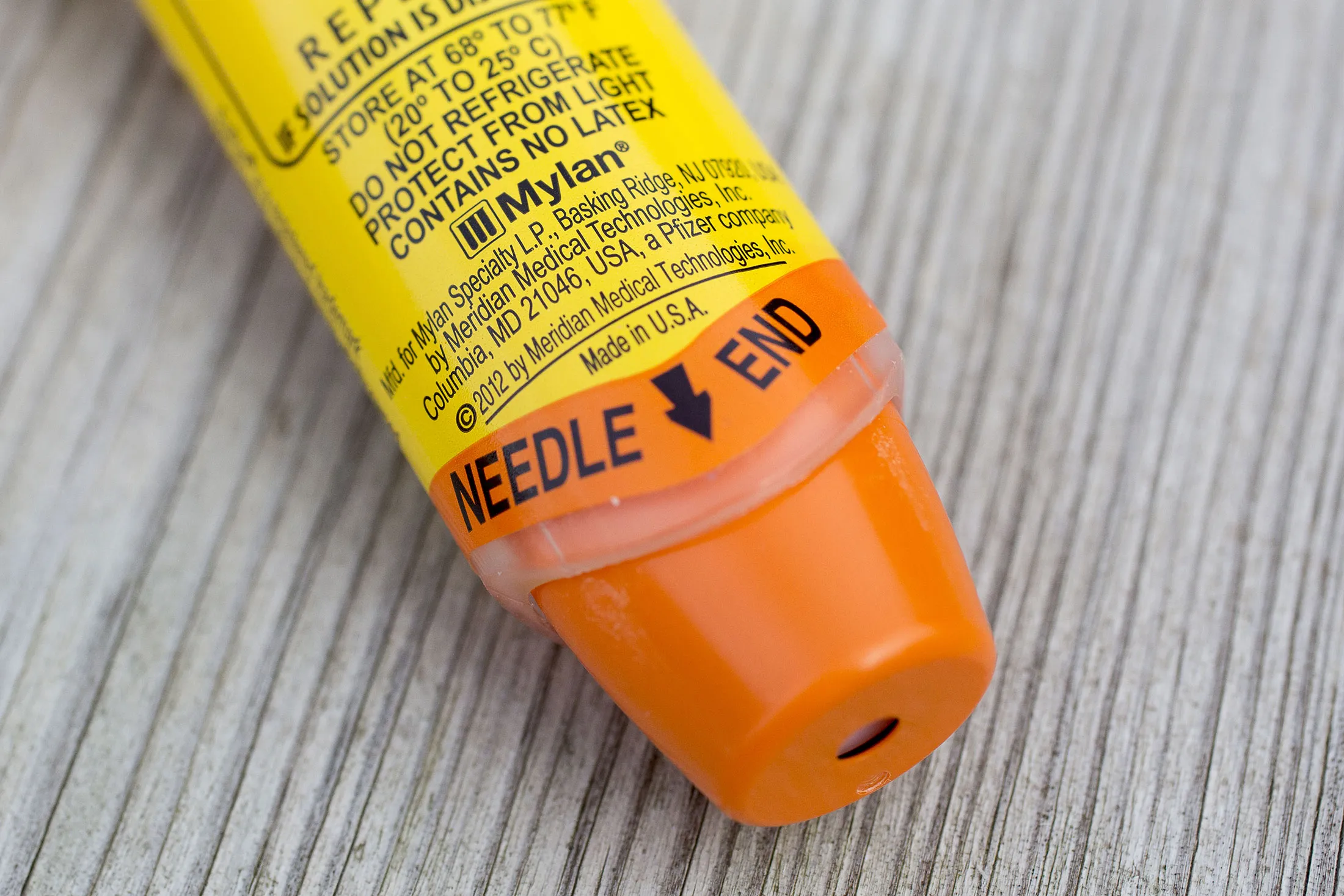 1472678241_EpiPen
