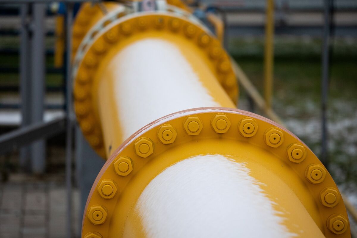 Shell (SHELL) Unit Offers to Buy Rest of Pipe Operator for $1.6 Billion ...