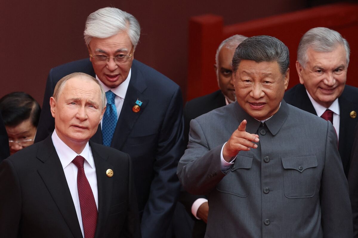Xi, Putin to Take Part in BRICS Trade Summit Without Modi - Bloomberg