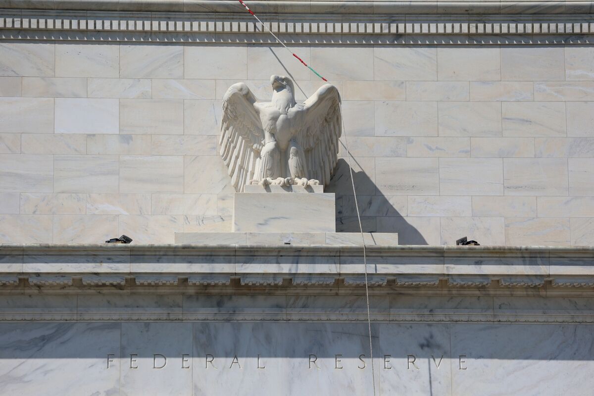Fed’s Rate Decision May Have Come Down to Phone Plan Changes
