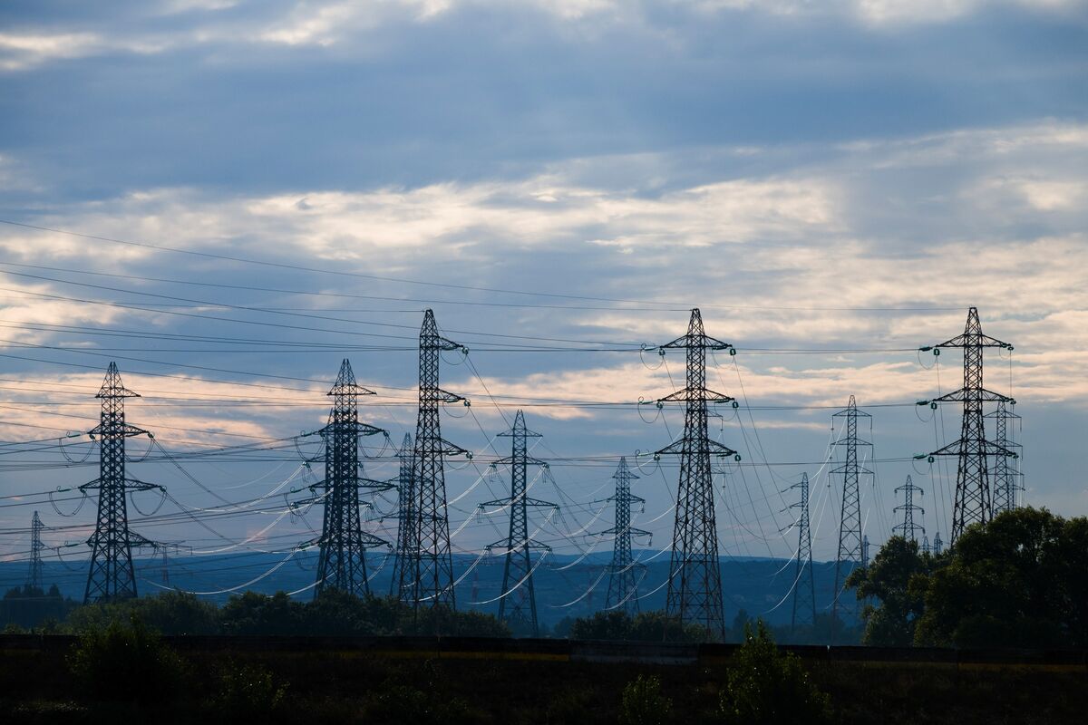 French Grid Operator Warns Suppliers Over Breaches Fanning Glut