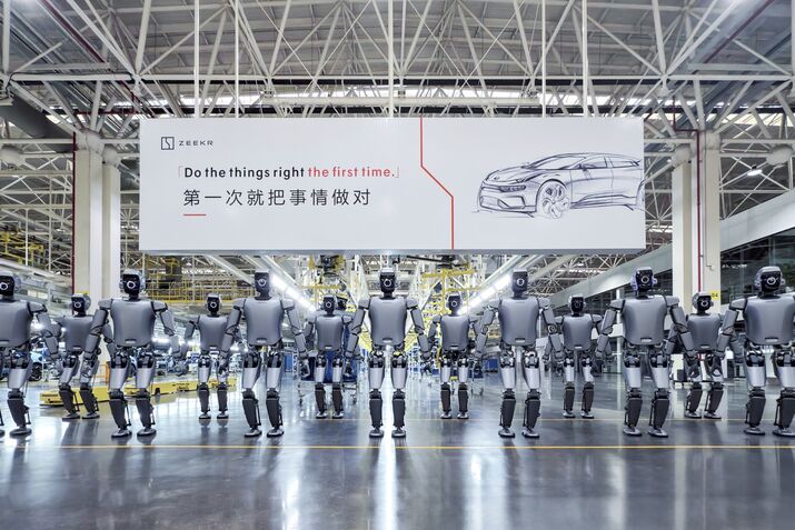 UBTECH Pioneers The World's First Multi-Humanoid Robot Collaborative Training In Multi-Task, Multi-Scenario Settings