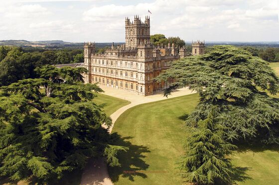 Downton Abbey Opens Its Doors With Airbnb Listing