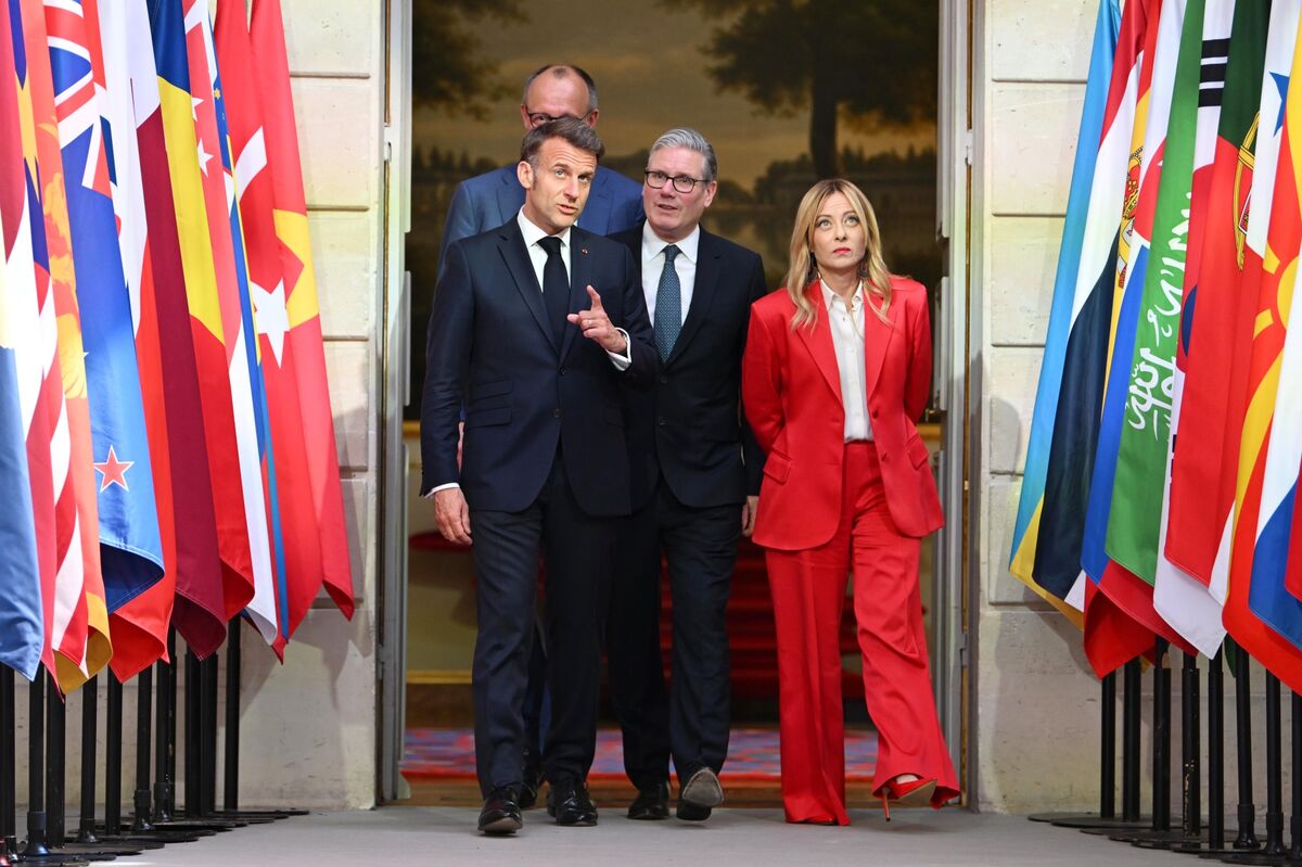 British Politicians Should Take Italian Lessons